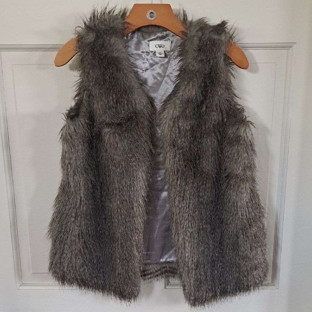 Cato Faux Fur Gray Textured Open Front Lined Trendy Sleeveless Coat Vest
